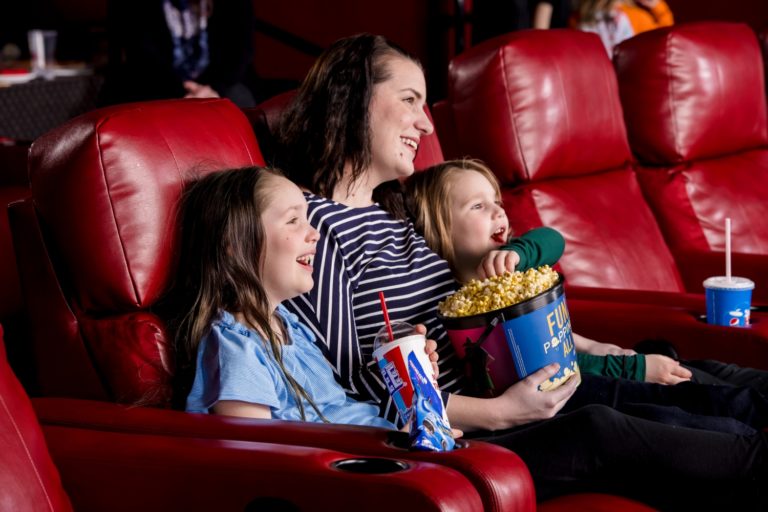 For Marcus Theatres, Rokt Ecommerce delivers 8x more monthly revenue than Google AdSense