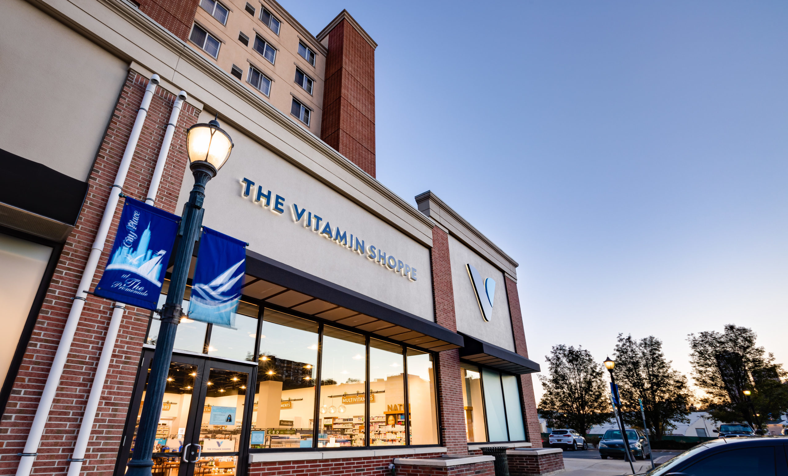 The Vitamin Shoppe adds profit while improving their customer experience with Rokt Ecommerce